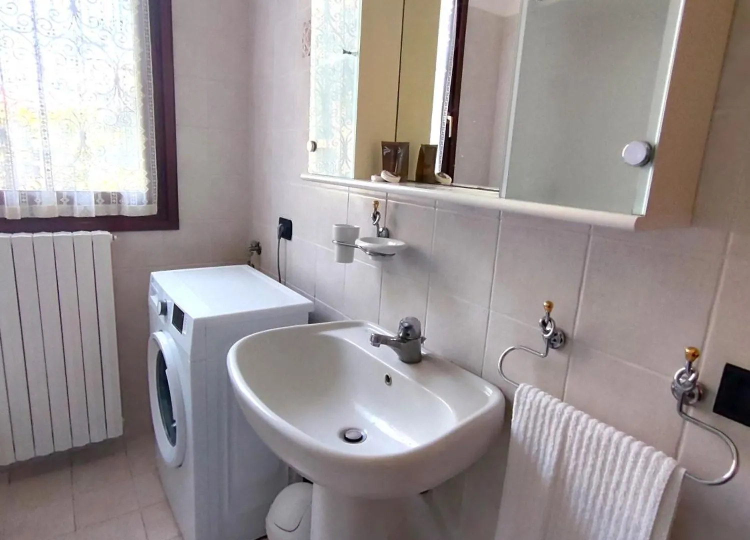 Ferienwohnung Casangelina - Luminoso Bilocale A Piano Terra Peschiera del Garda Italien